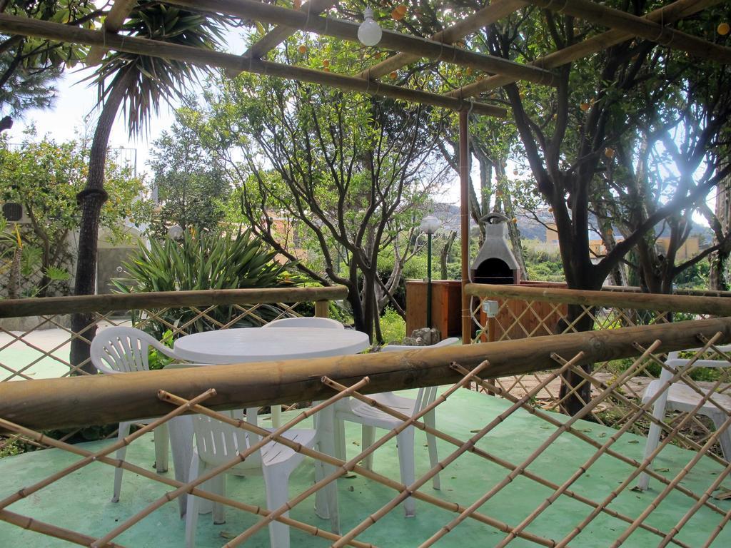 Aparthotel Villa Marinù Forio di Ischia Esterno foto